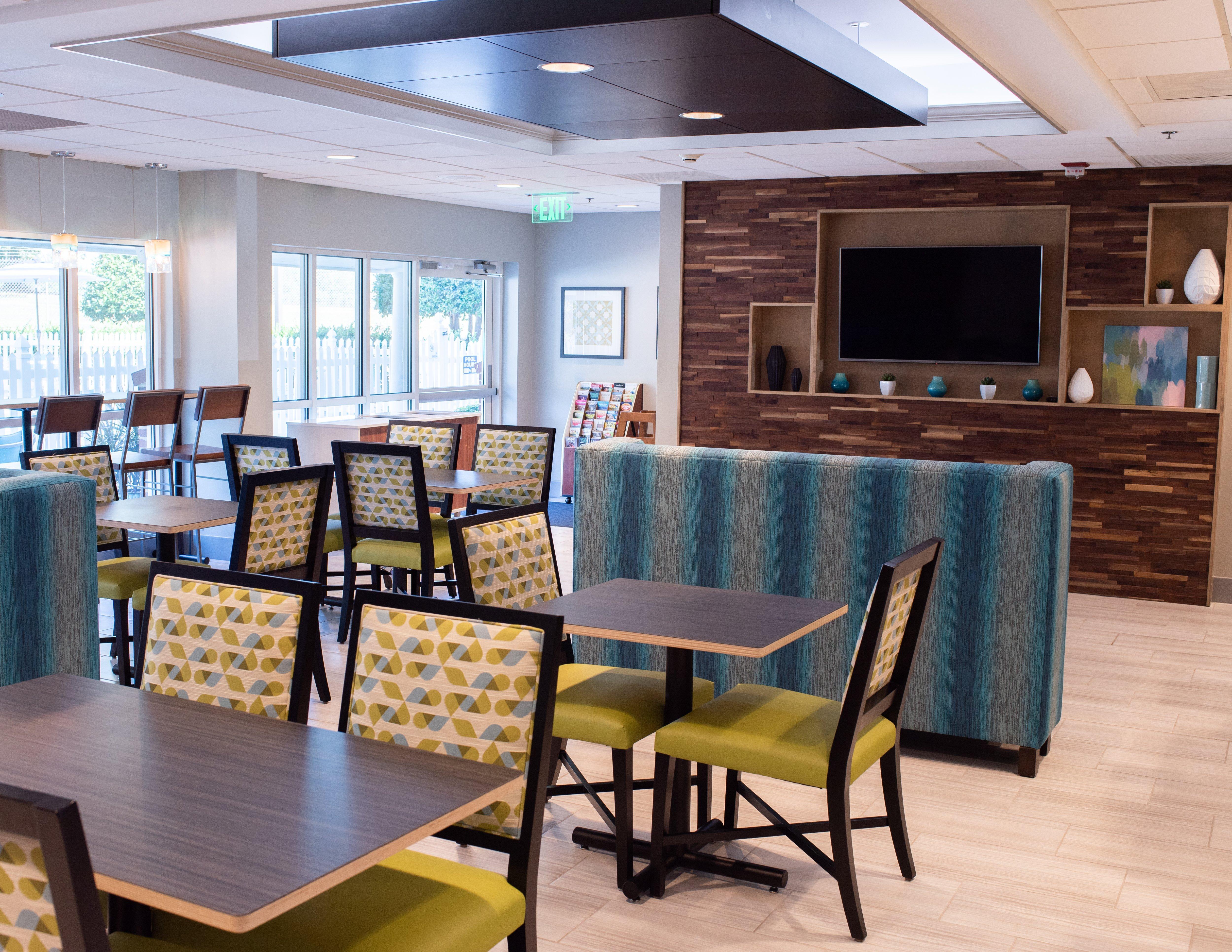 Holiday Inn Express Hotel & Suites Conover - Hickory Area By Ihg Екстериор снимка